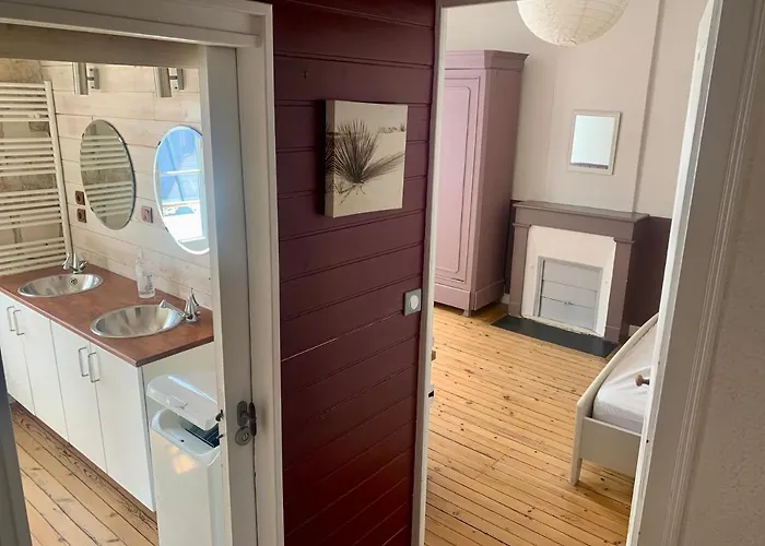 Les Marionnettes, Maison De 80m2 Avec Terrasse Hébergement de vacances