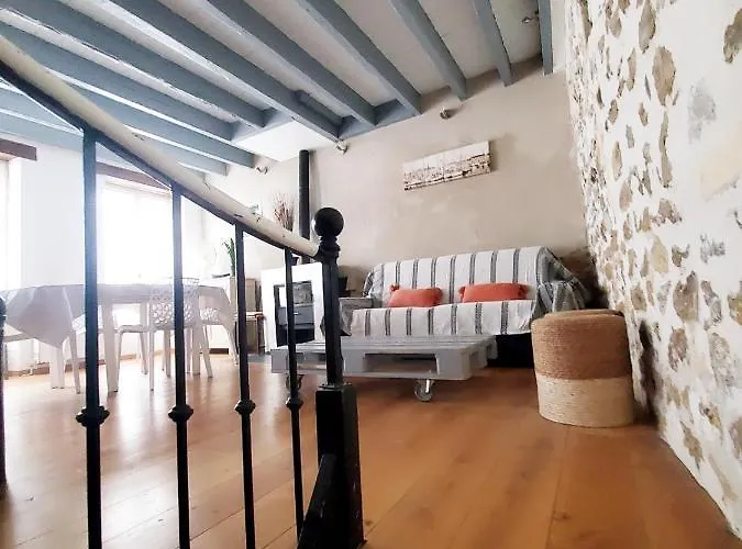 Les Marionnettes, Maison De 80m2 Avec Terrasse Hébergement de vacances