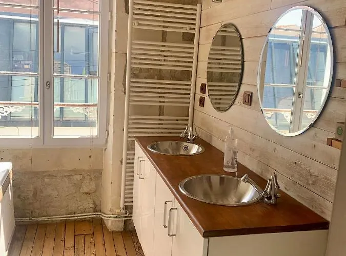 Holiday home Les Marionnettes, Maison De 80m2 Avec Terrasse *